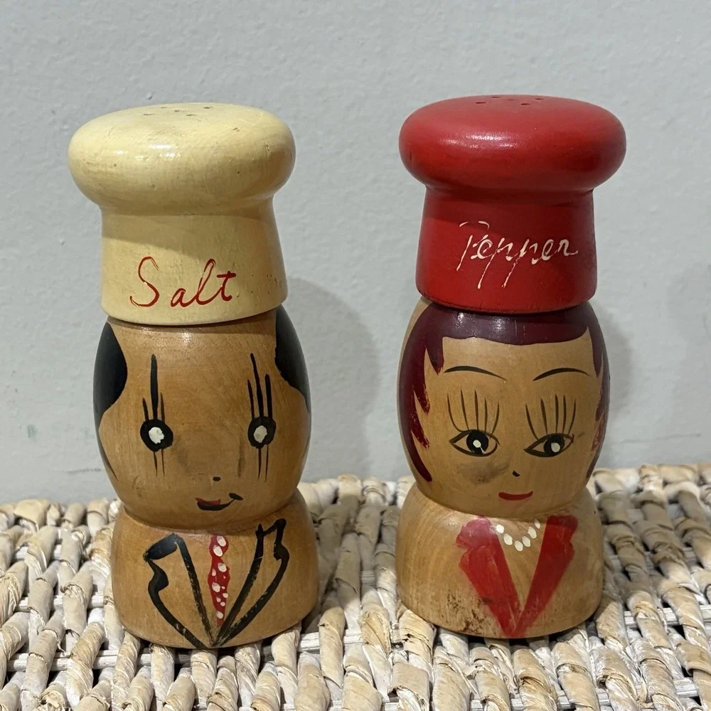 Vintage Wooden Salty & Peppy Salt & Pepper Shakers 5